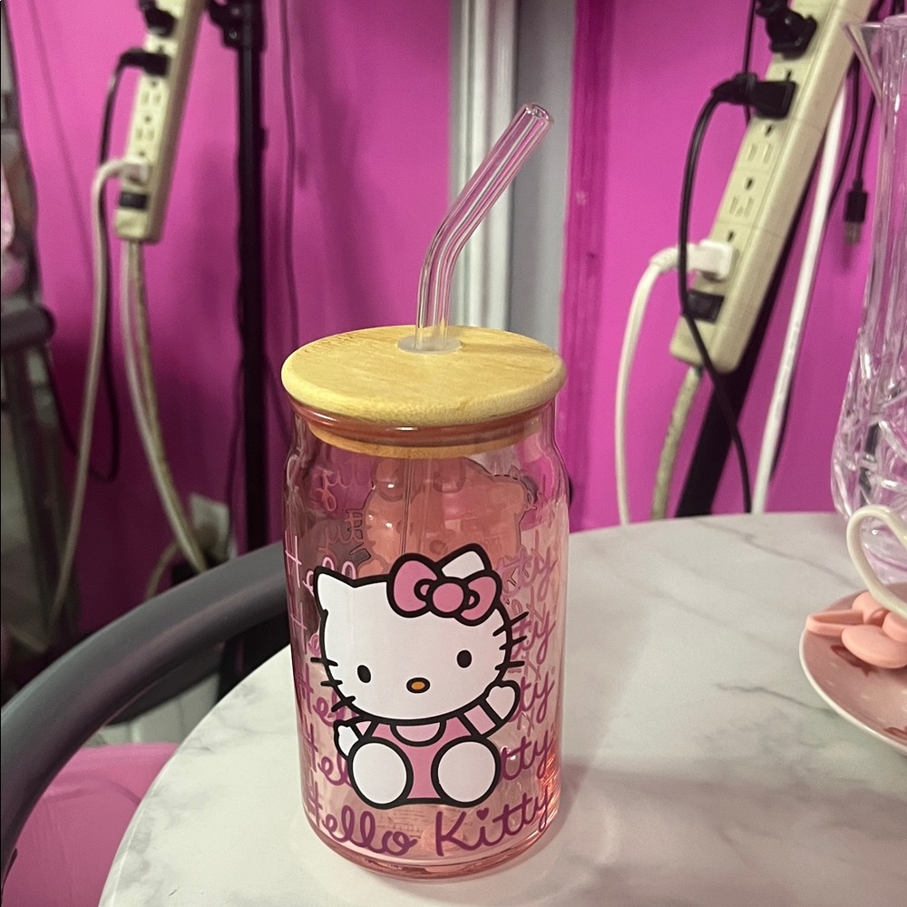 Hello Kitty Pink Glass Tumbler with Straw
